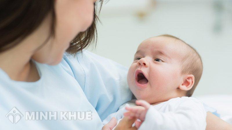 Nộp sổ bảo hiểm muộn có được hưởng chế độ thai sản không ?